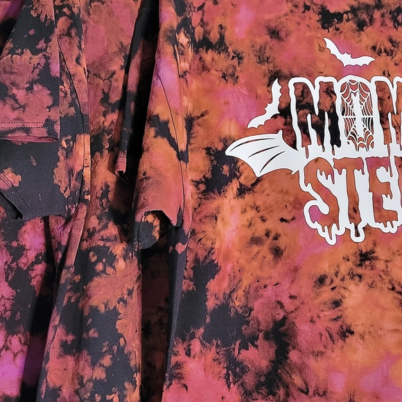 NWT Momster T-shirt - Picture 3 of 3